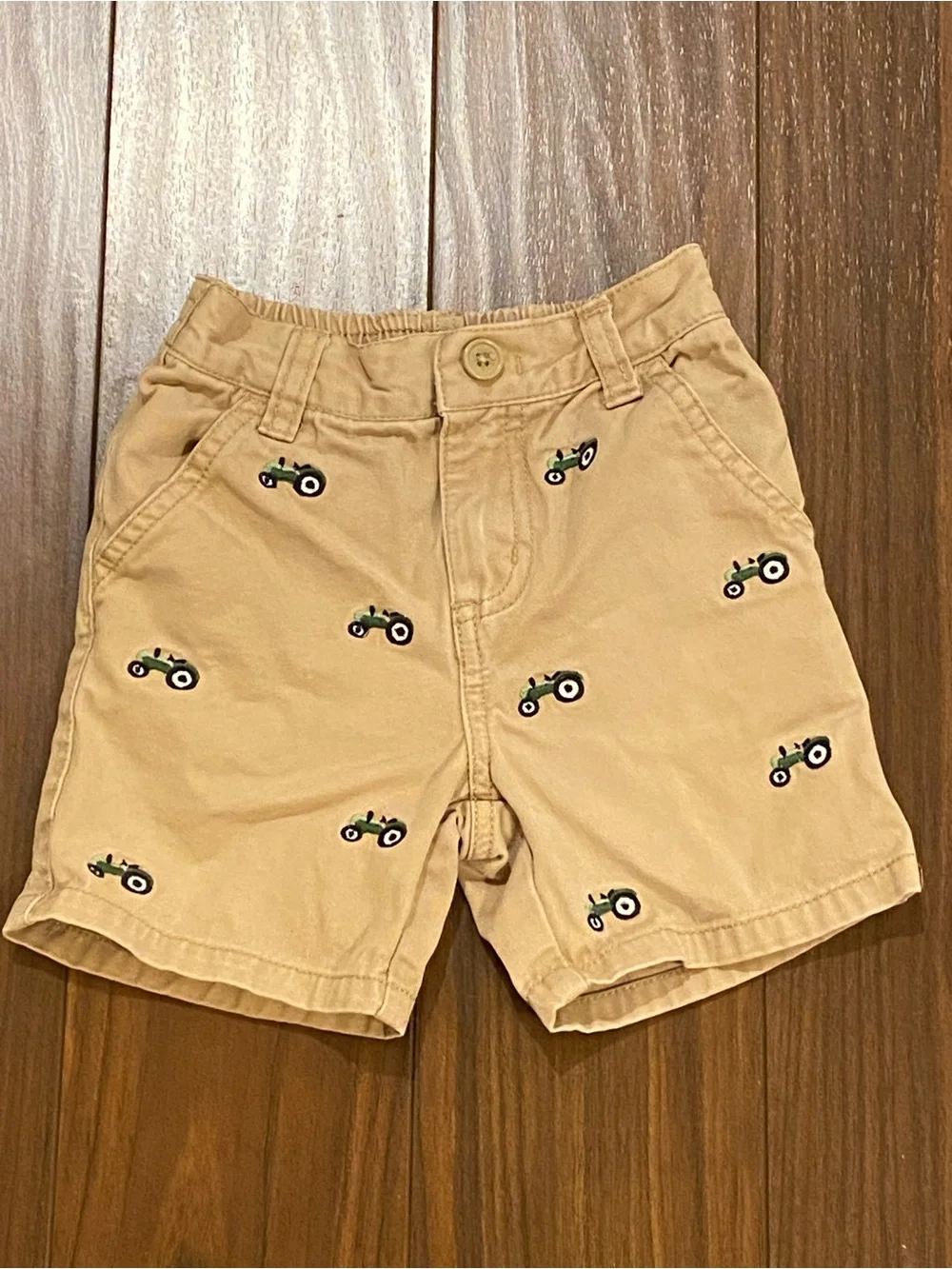Gymboree khaki shorts with green embroidered tractors size 12-18 mos